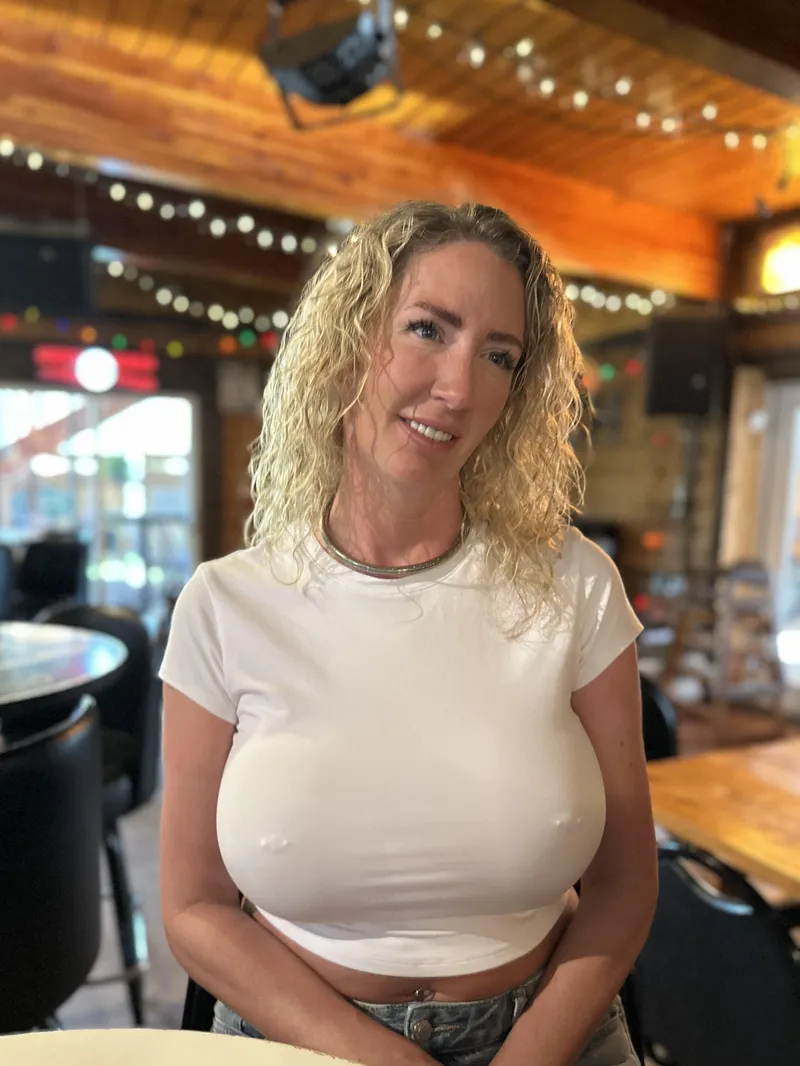 Thumbnail subTami Dares in a Playfully Obvious Manner - Braless Vibe