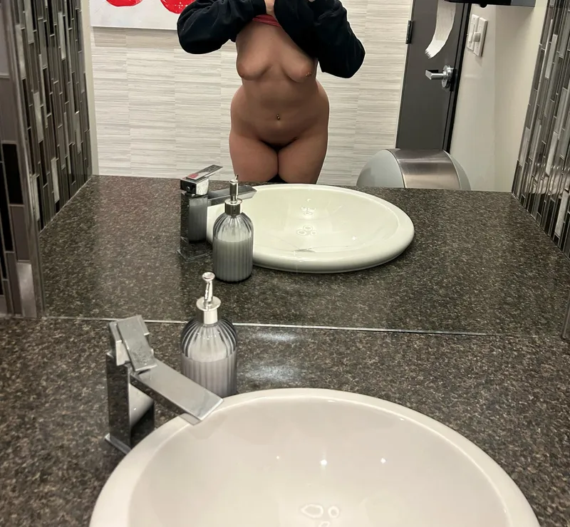 Thumbnail Captivating Secrets from lylaskyxoo's Desk Shenanigans