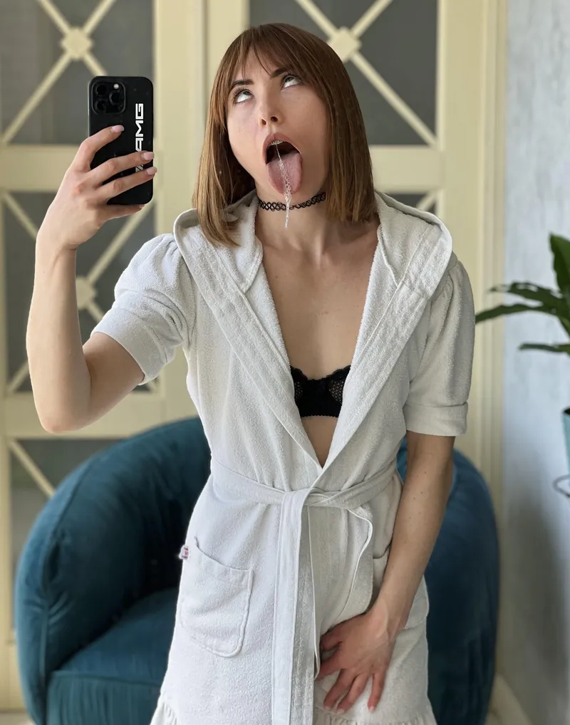 Thumbnail Bitter-Opening-4118: Exploring Dirty Thoughts and Drool in spitfetish Category