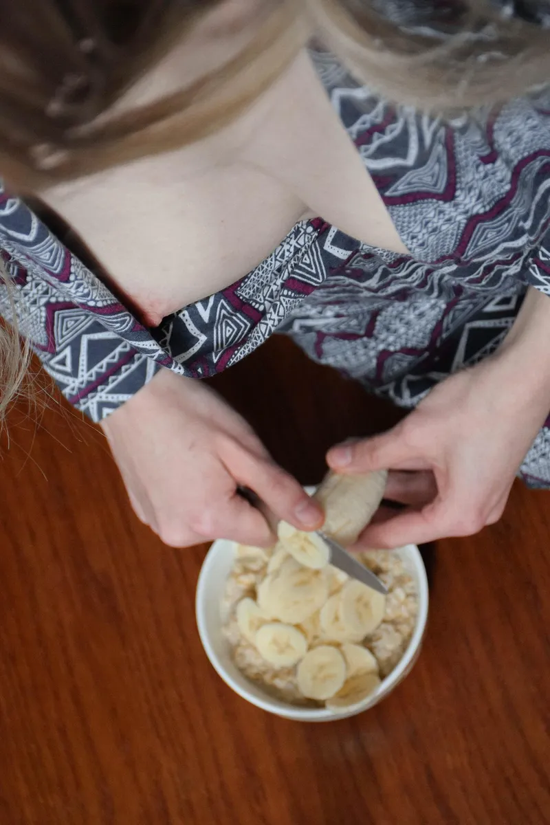 Thumbnail buonbella's Tempting Offer: Want a Banana? - downblouse