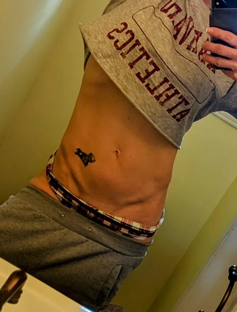 Thumbnail Lovely in Crop Tops: Fashion Statements | Author: Disastrous_Being_496