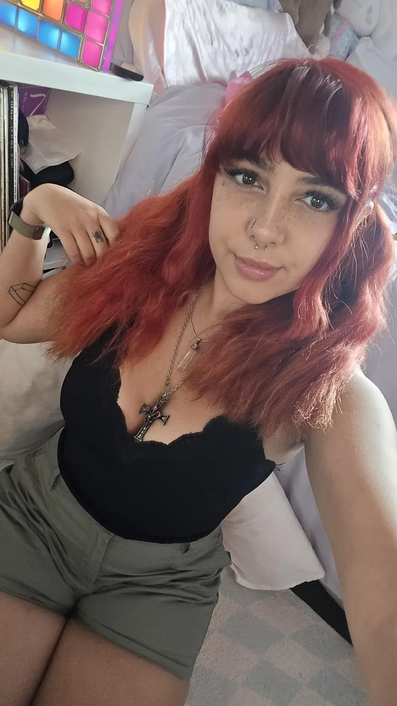 Thumbnail Rediscovering Red Hair Charm | idkrandomusernamee