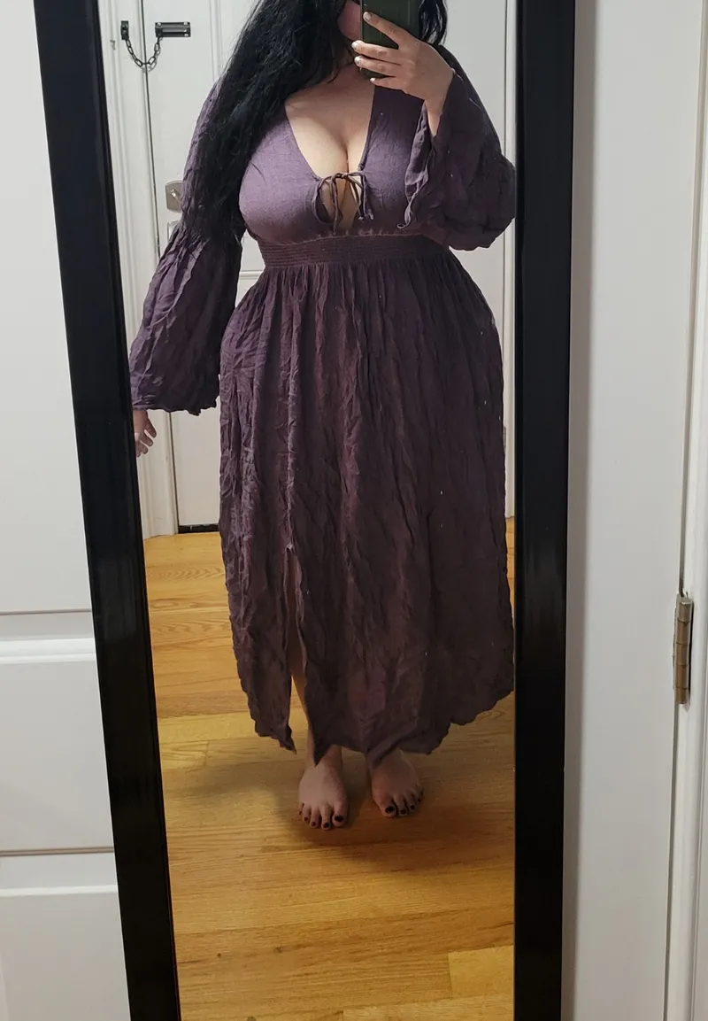 Thumbnail xoCarmen: A Warm Welcome to Chubby Delights