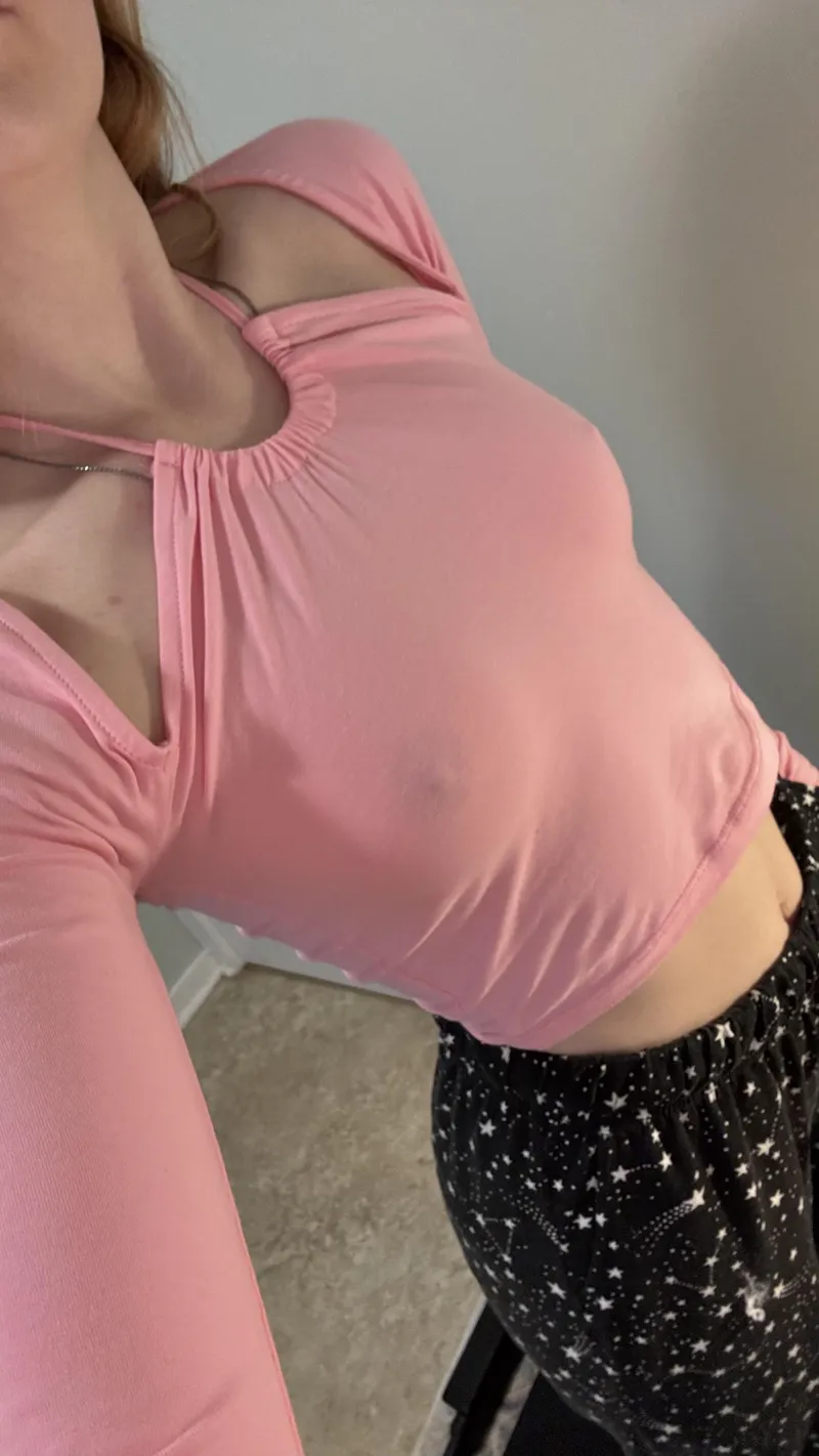 Thumbnail European Girls in Crop Tops: A Cute Revelation by Freedom_red15