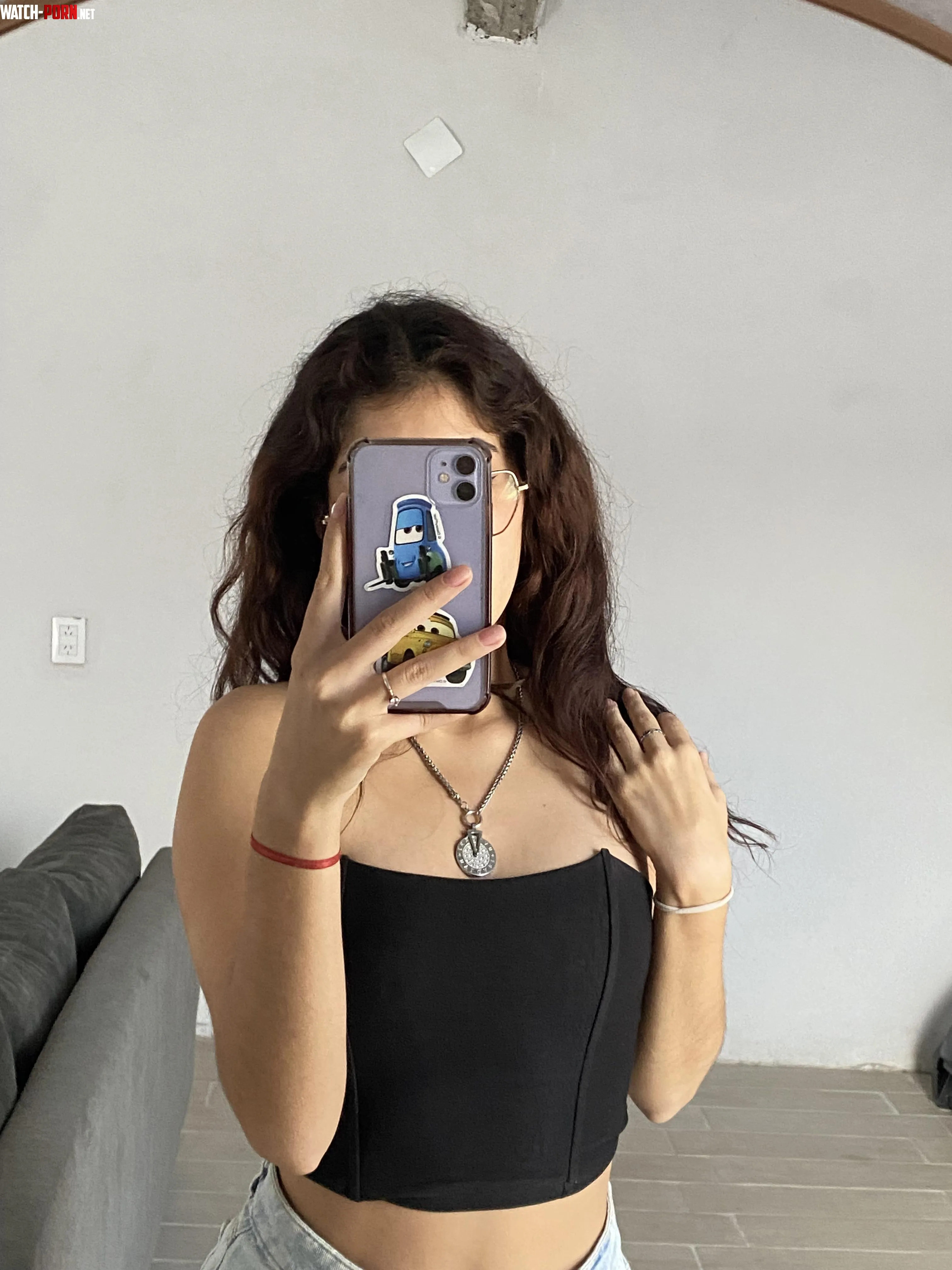 Do sleeveless crop tops count? by azuuls