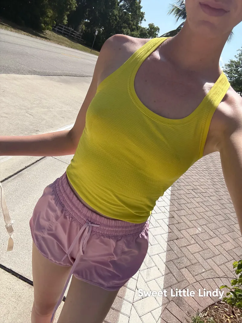 Thumbnail Sweat-Free Walk: Enjoying Fresh Air | sweetlittlelindy