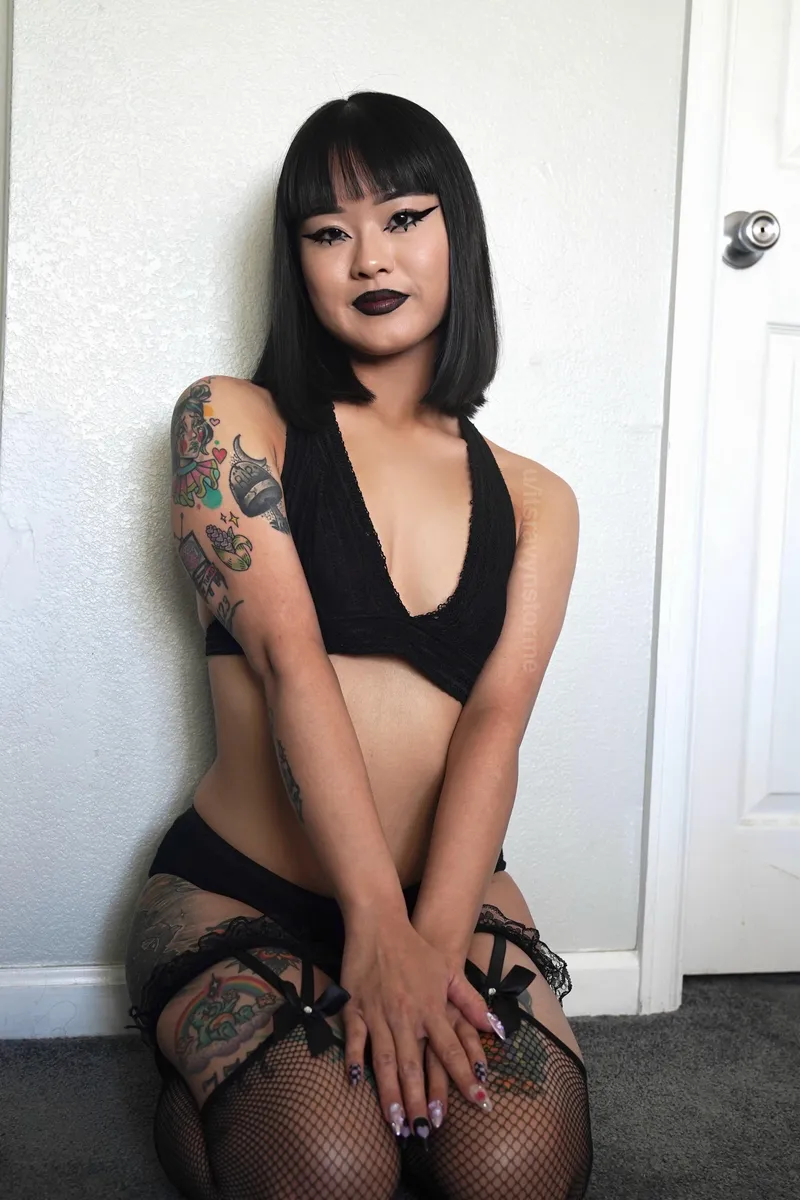 Thumbnail Unveiling the Fascination with Emo Asian Girls by itsravynstorme