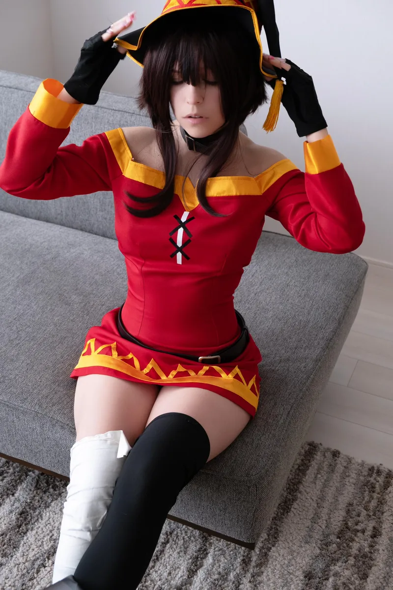 Thumbnail Magical Megumin Cosplay by aimihachi: Casting Spells of Beauty | Aimihachi