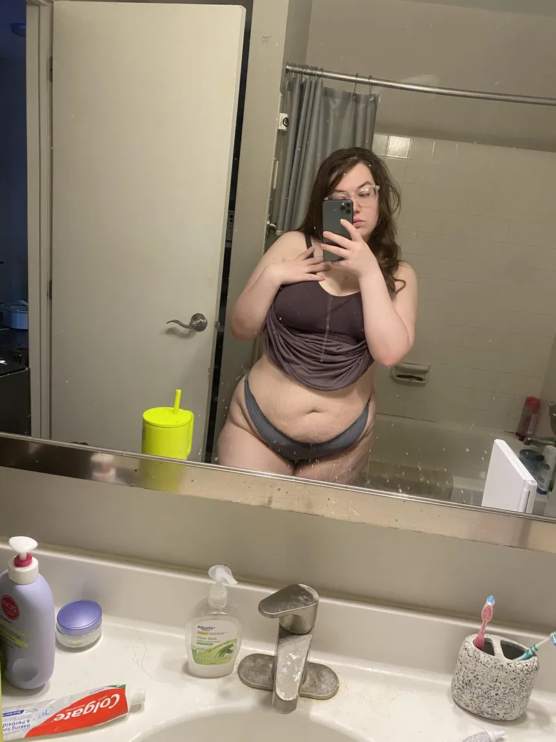 Thumbnail Temptation Beckons: Join Me in Bed | hentaihunni69 | BBW Chubby