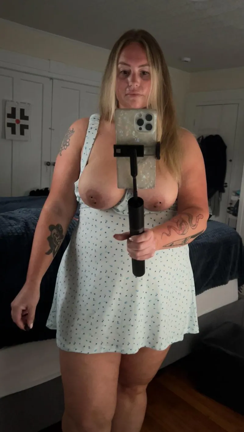 Thumbnail OlivyaJane: Your Number One Fan - onlyfanschicks Feature