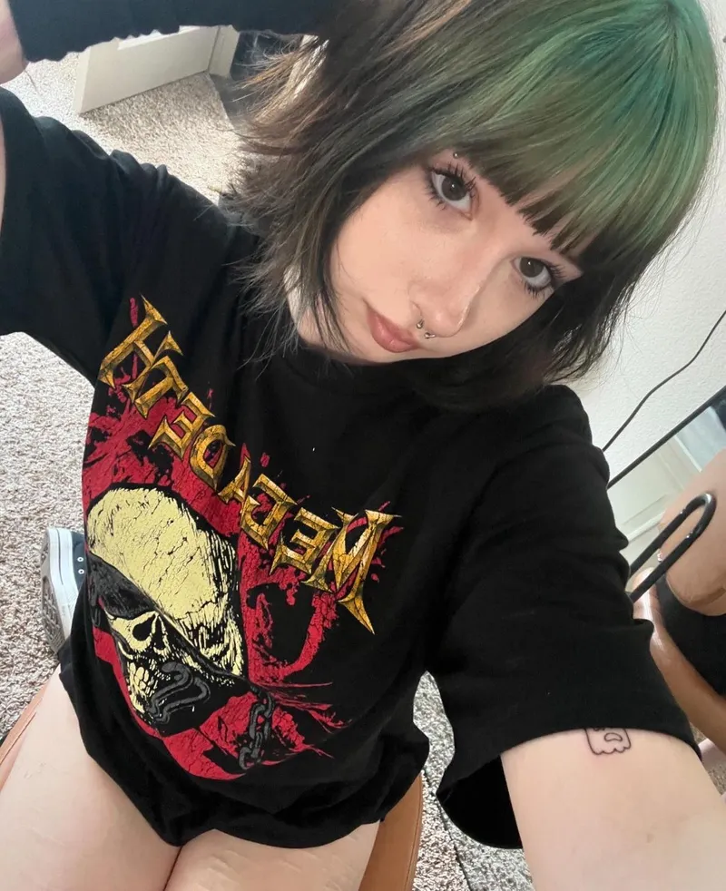 Thumbnail DefeatTheL0w's Exclusive Invitation: Dive into the World of gonewildmetal