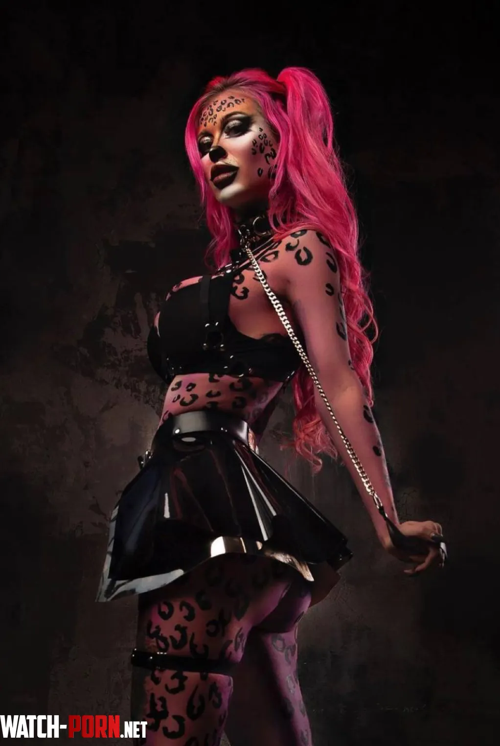 Good dolls stay quiet… until you make them scream by FieryLittle_Witch