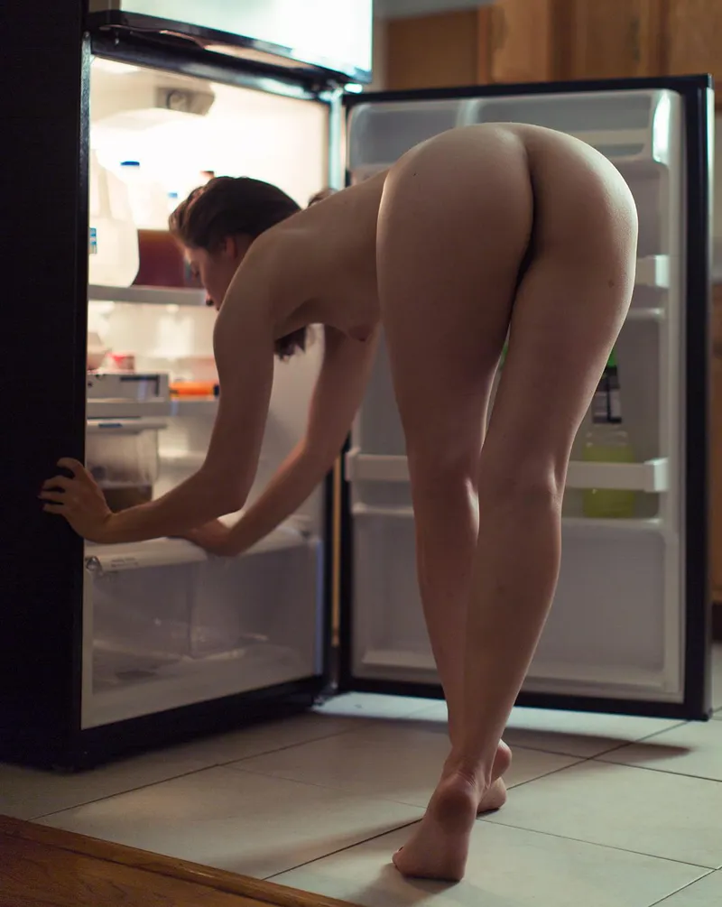 Thumbnail Little Bit Hungry: Explore Either_Can8210's LaBeauteFeminine