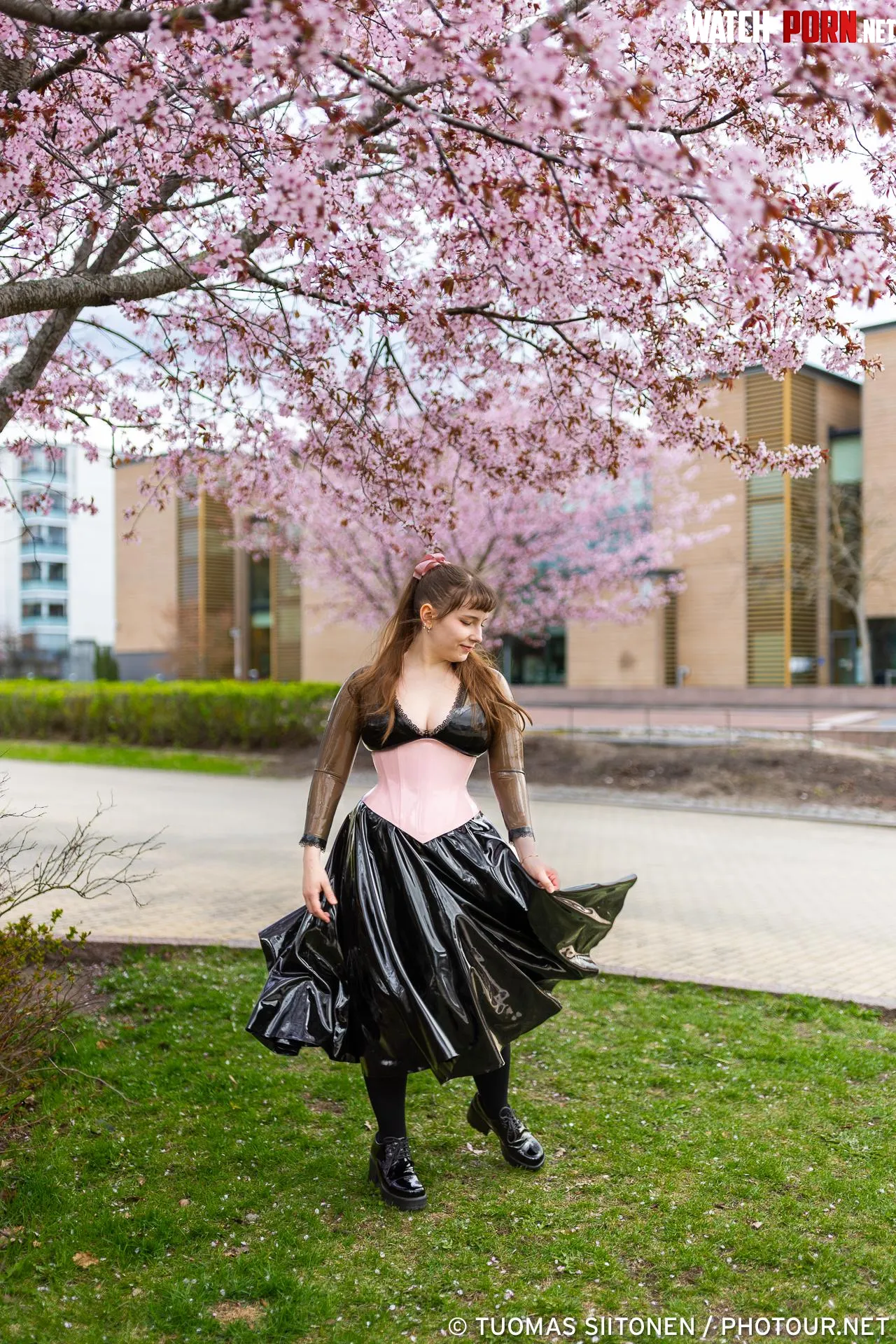Latex dress, corset and cherry blossoms - a wonderful combination! by TuomasS