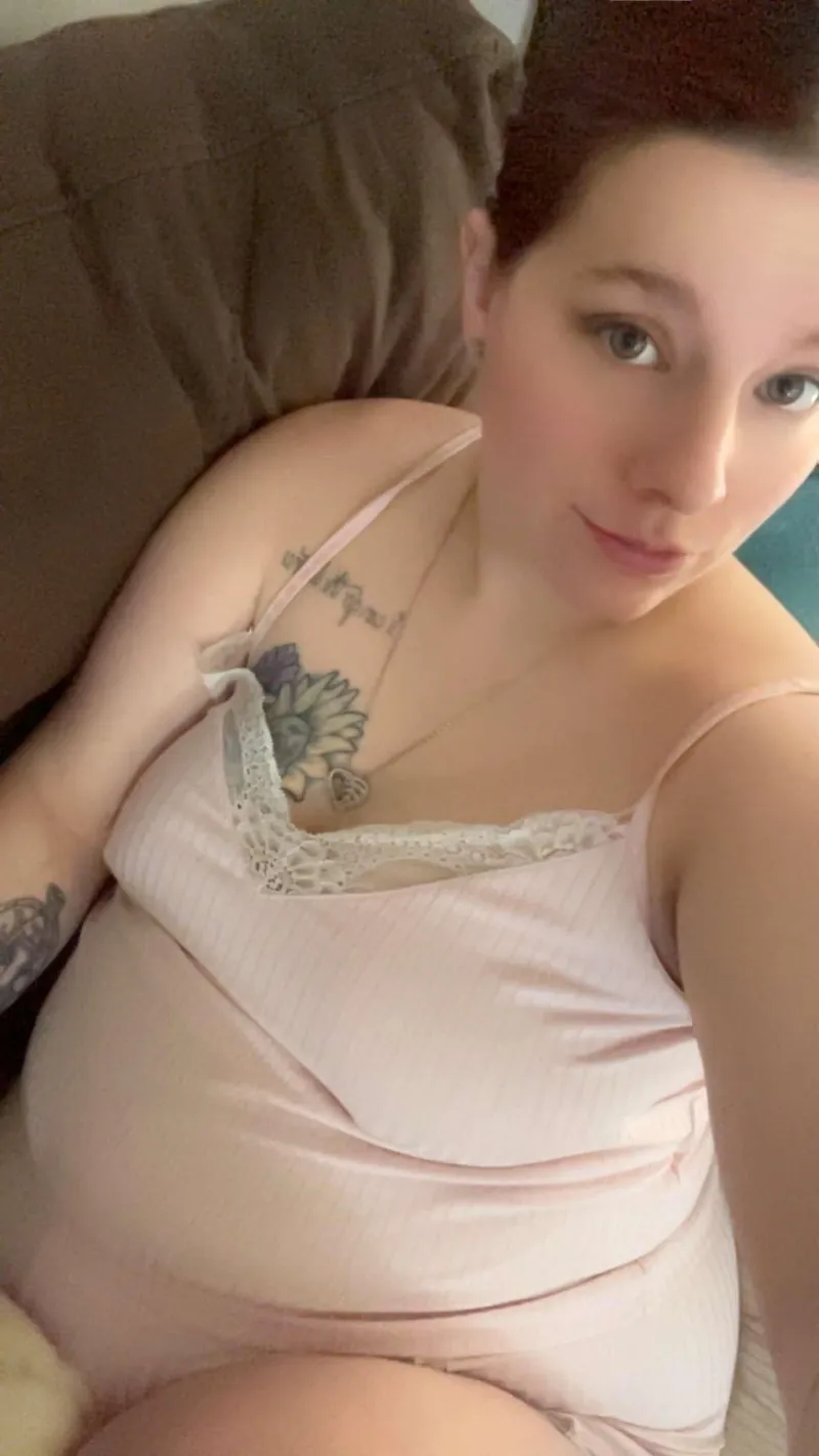 Thumbnail Reveling in a Big Stomach - themilkypreggo | Stuffers