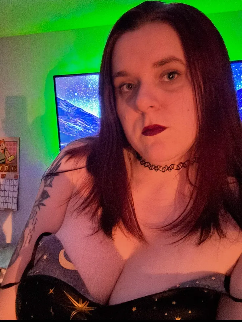 Thumbnail honeybunz89: Loving Hexes and Pleasure Punishments - maturemilf