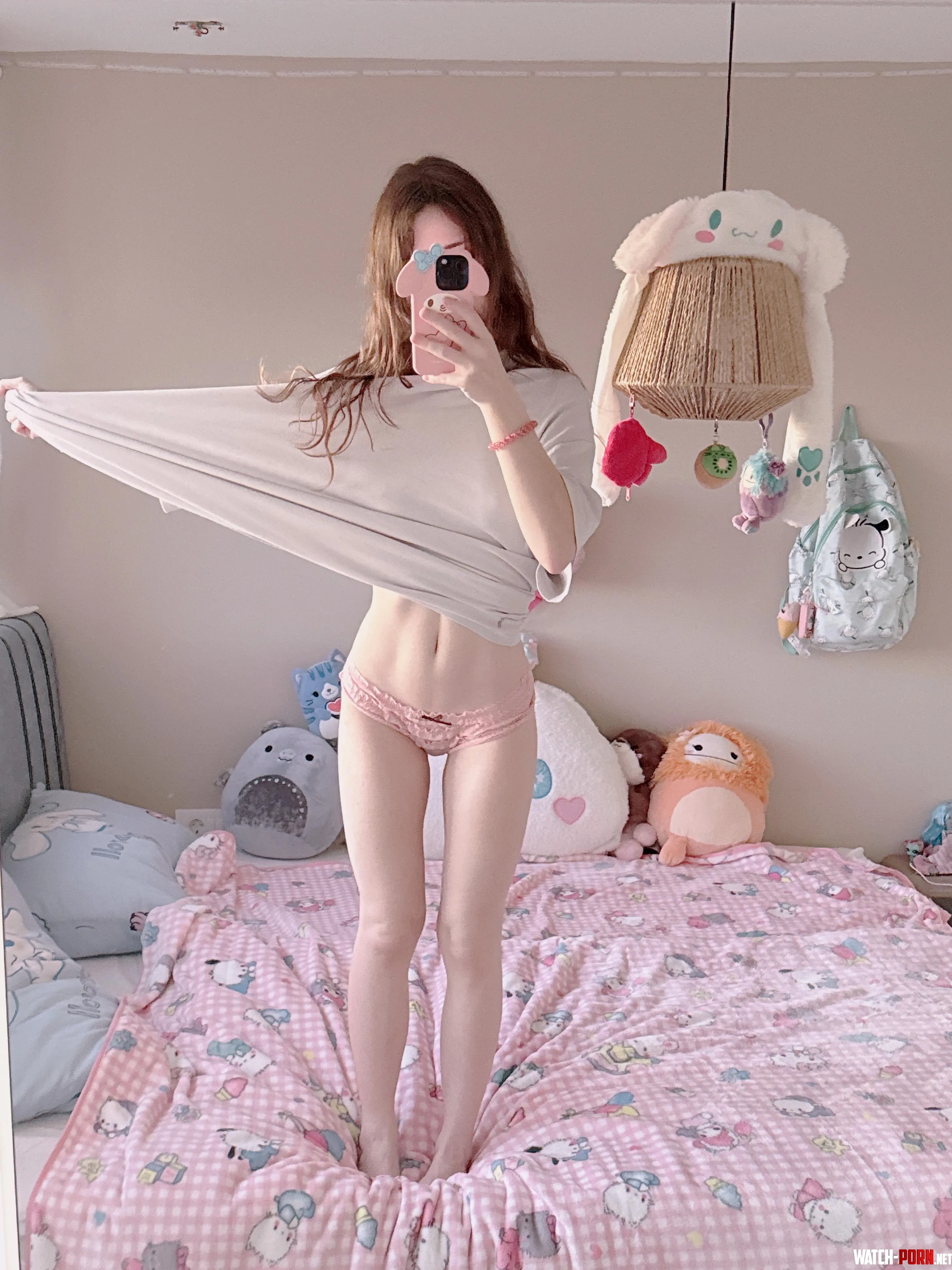 I like to show my curvy body to any guy by SkinnyMandyy