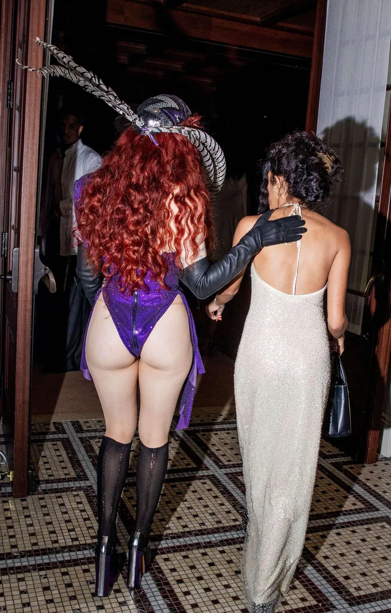 Thumbnail Chappell Roan Shines in Celebrity Butts World