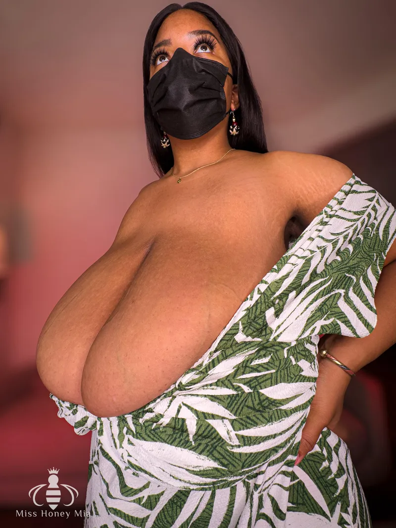 Thumbnail Serving MILF Vibes: Special Treats on Mother's Day | misshoneymia1