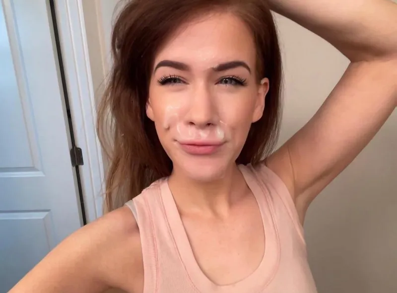 Thumbnail Emoticon Magic from bisforblowjob - Discover the World of cumfetish