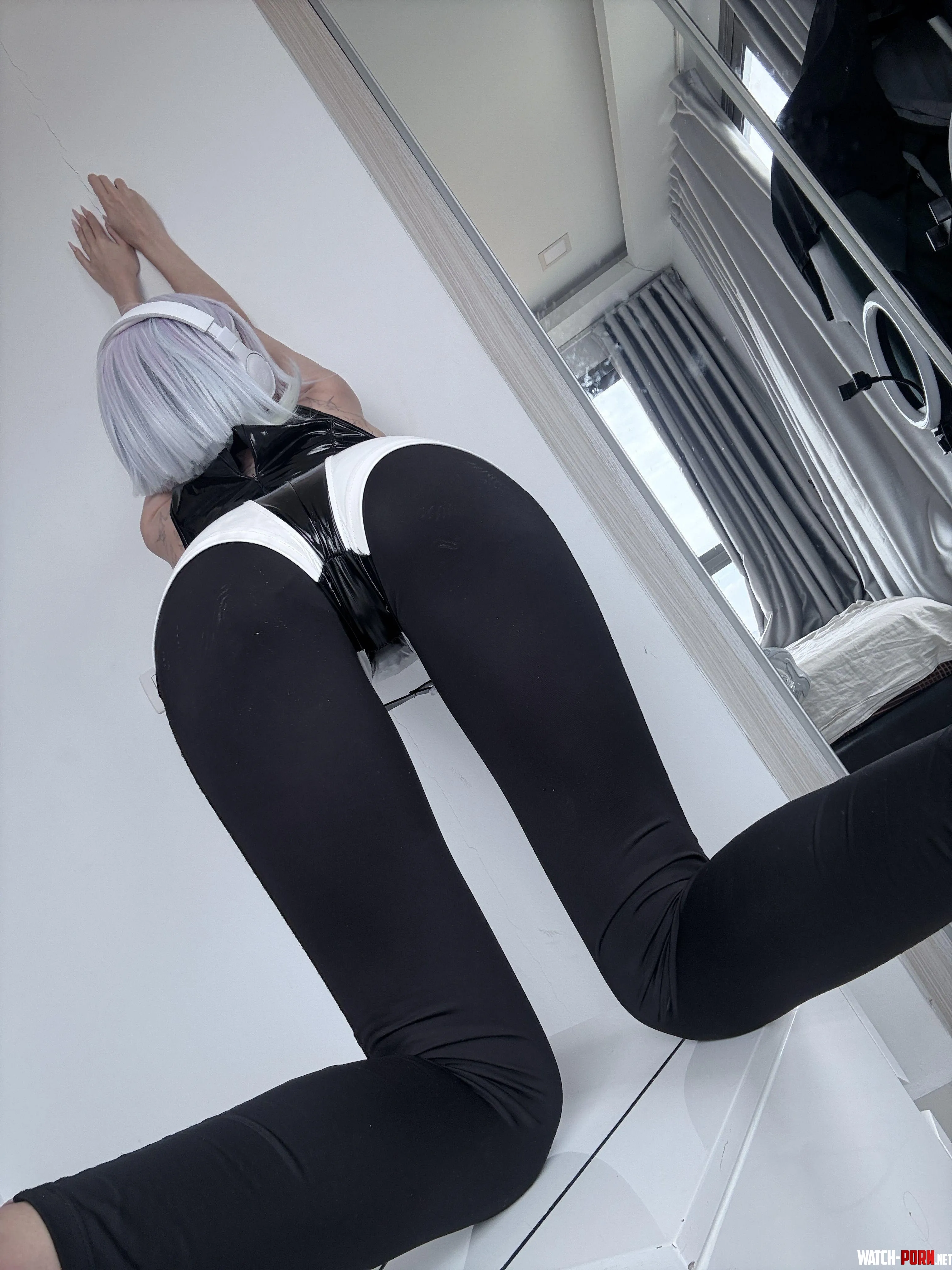 cyber girl's little butt by kawaiiipunk