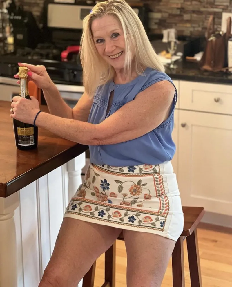Thumbnail Happy Mother’s Day for Fellow Sex Addicts with degenerate4noreason | gilf