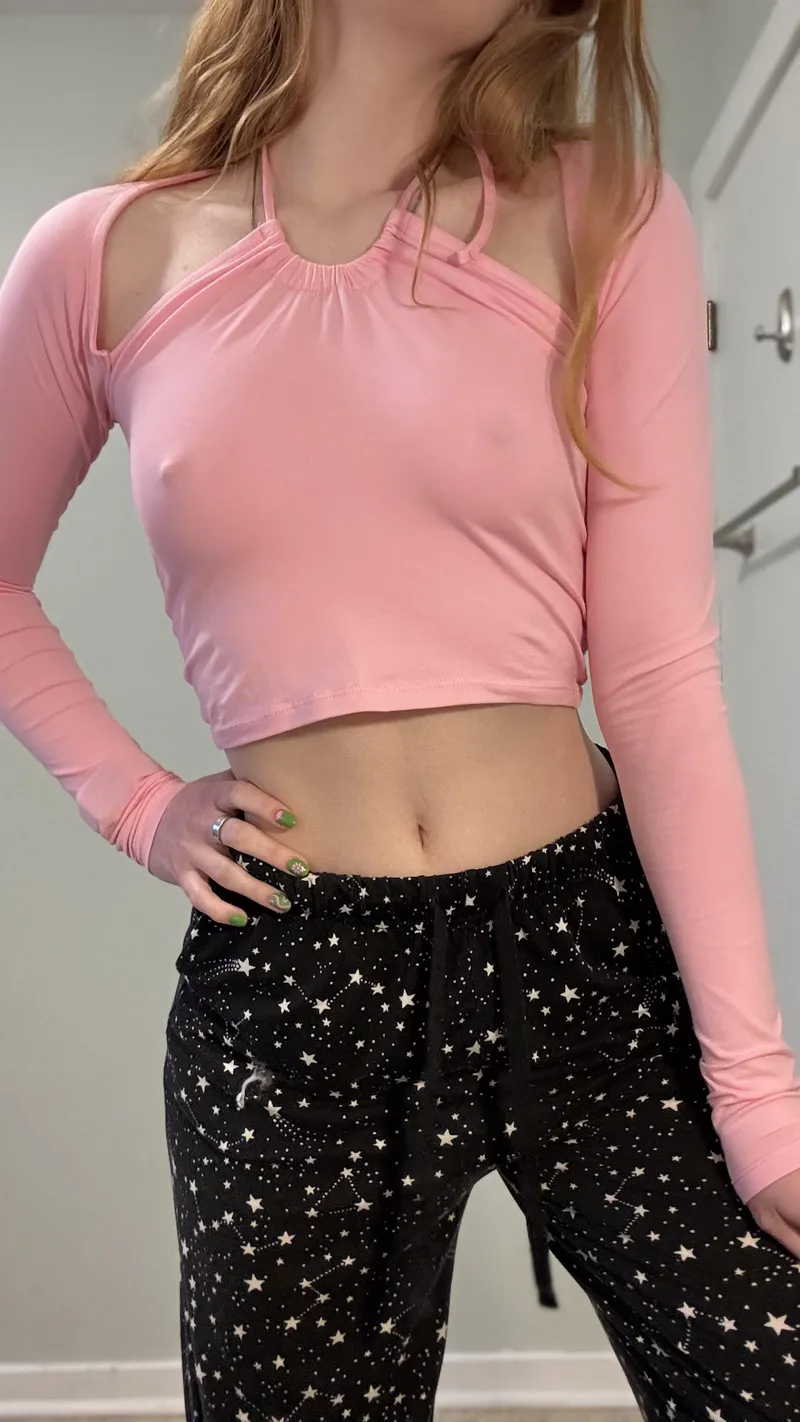 Thumbnail Inviting Intrigue: A Braless Adventure | Freedom_red15