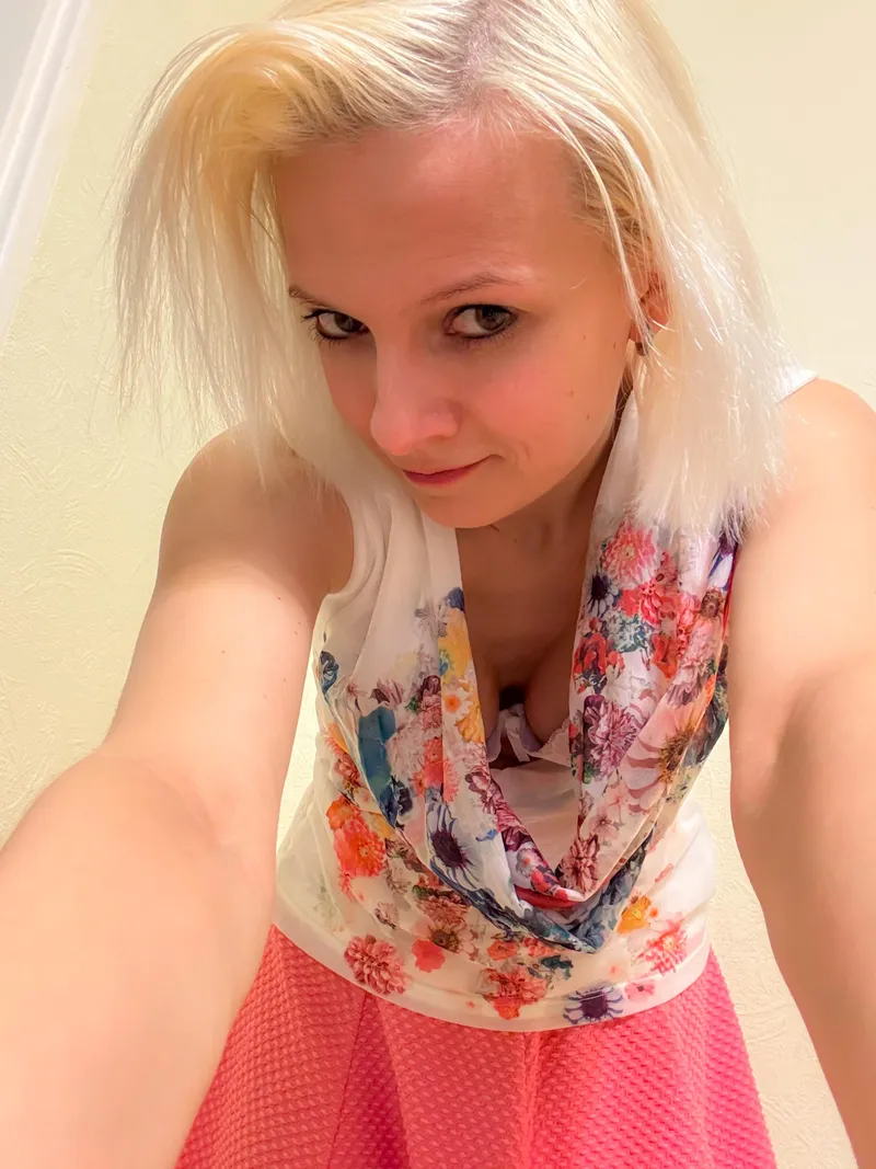 Thumbnail Sending Positive Vibes from a Blonde Beauty | by bubethebest