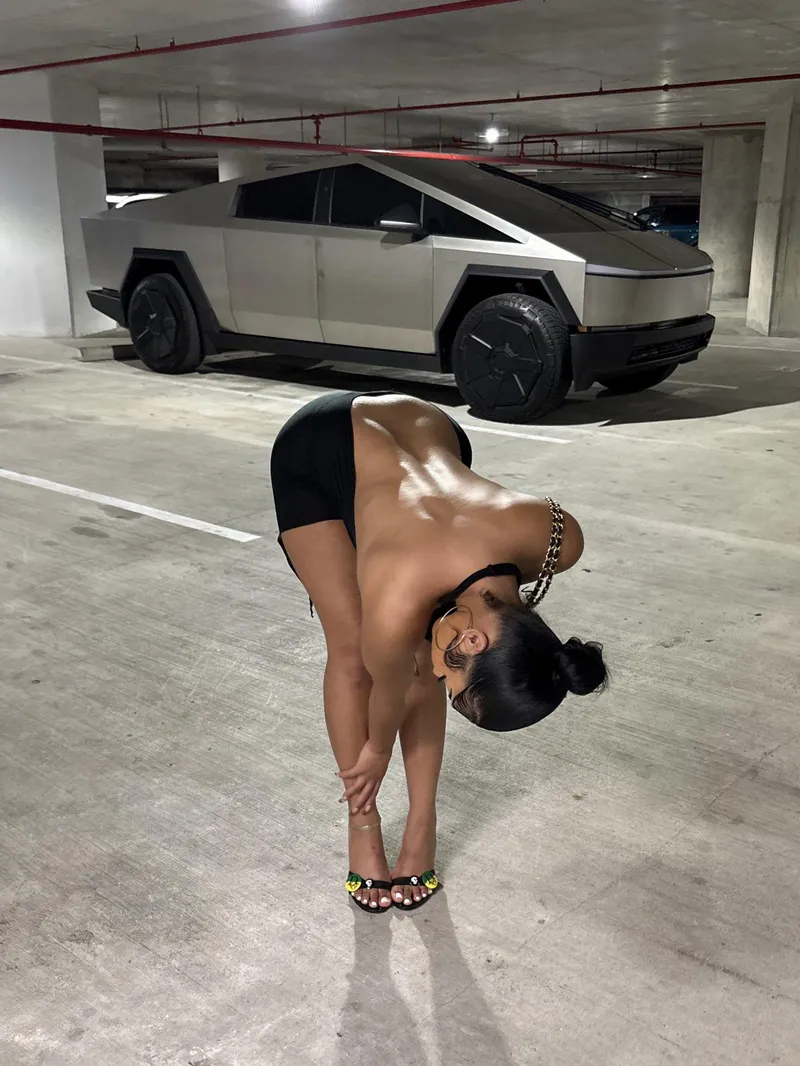 Thumbnail Shoteyyjohnny: Revealing Rubi Rose Beauty - HipHopGoneWild Discovery