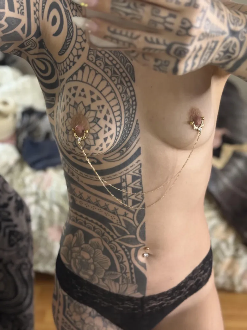 Thumbnail Hot Chicks with Tattoos: Enhancing the Look with Fancy Jewelry | Author: mmm4445