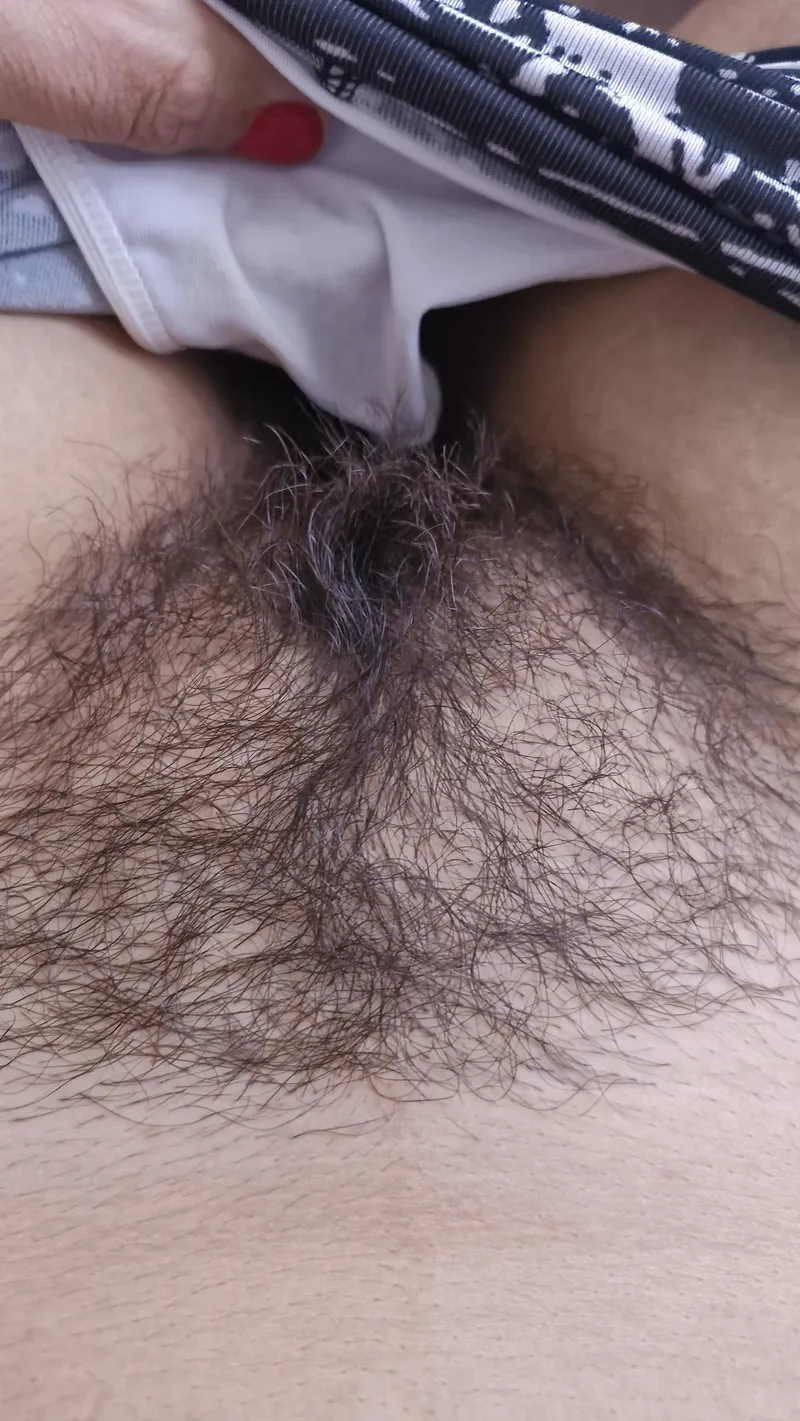 Thumbnail Hairy and Proud: light_moon_ Spreading More Than Love