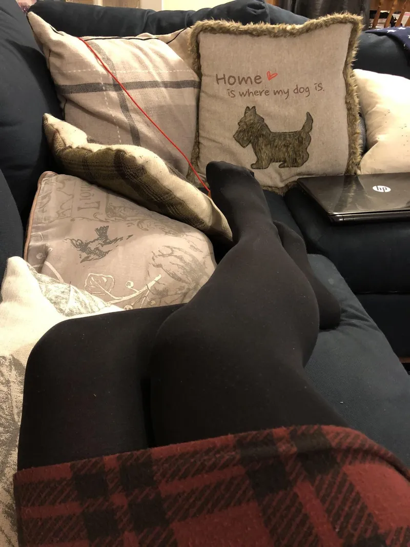 Thumbnail Morning Relaxation in Pantyhose - BlueTemple66's Invitation