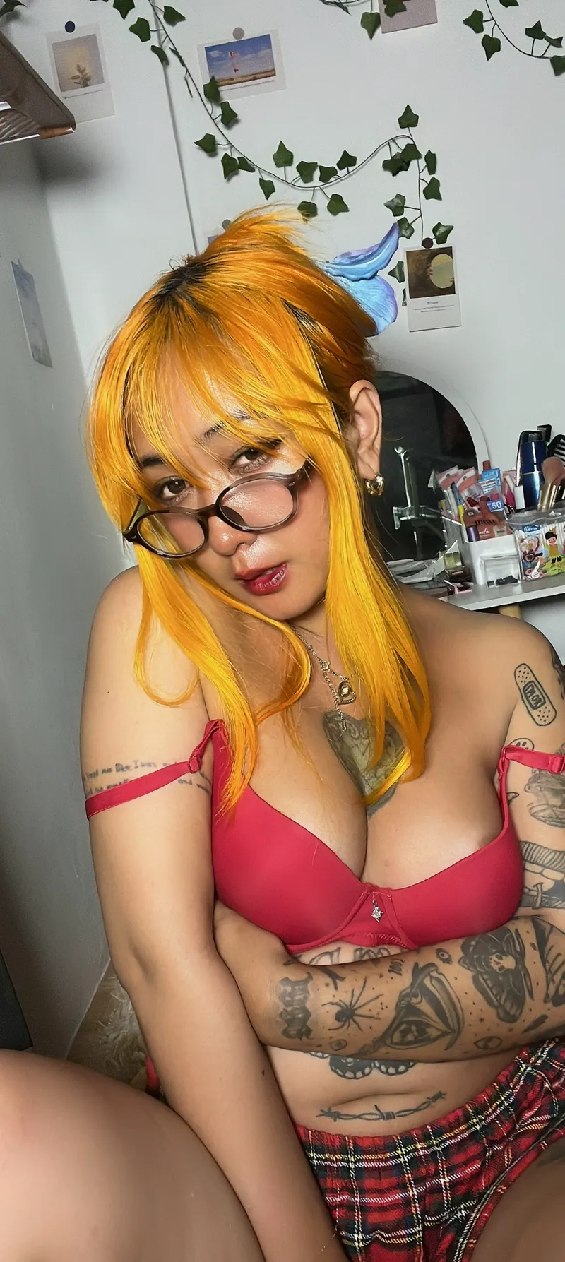 Thumbnail Simplify Your Perception in One Word with AshamedTrilogy | onlyfansgirls101