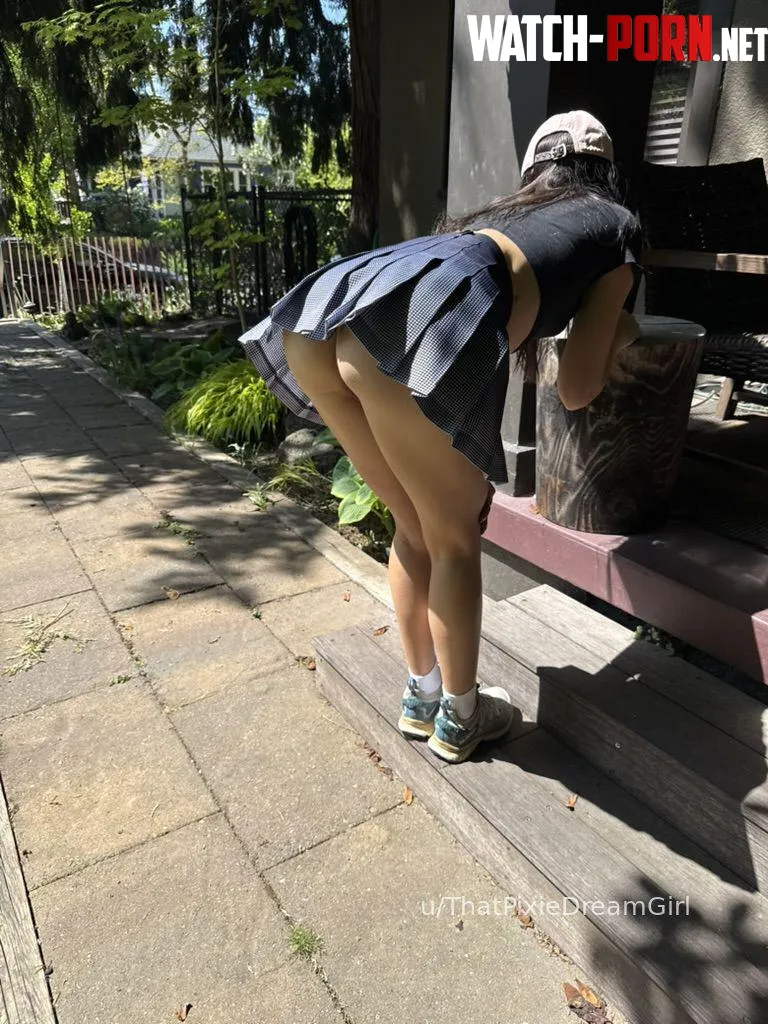 my friend said im a show off but what do you think by ThatPixieDreamGirl