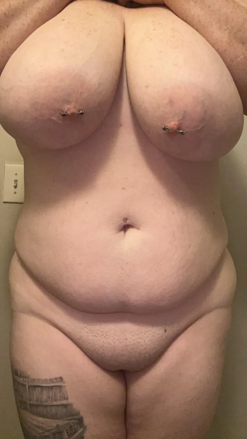Thumbnail Degrade, Worship, or Both: Insights from JadeUnicorn321 in the BBW Niche