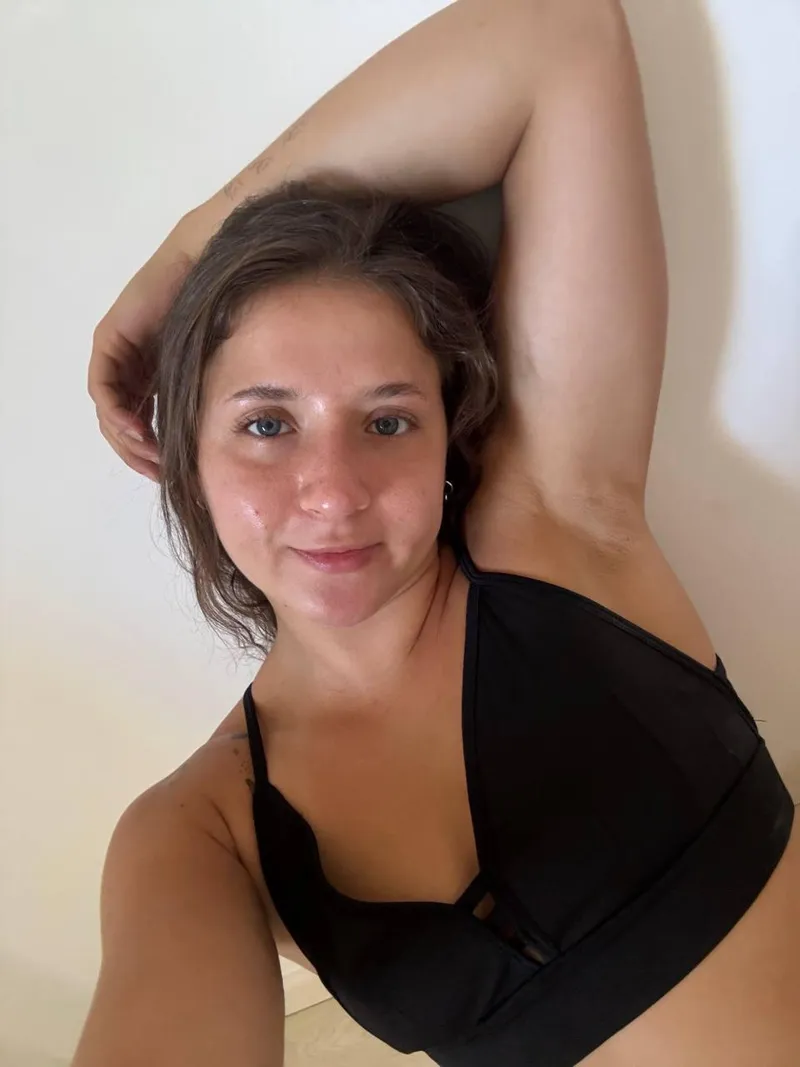 Thumbnail Enthusiastic Armpit Fetish: Just Got Mine Waxed by Lovelivee