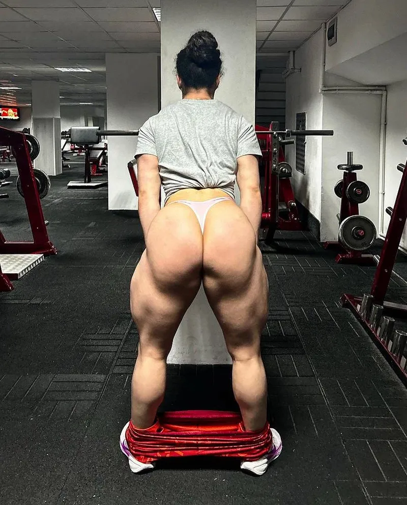 Thumbnail Discover the Sensual Side of Catalina Dumitran | fbb_NSFW