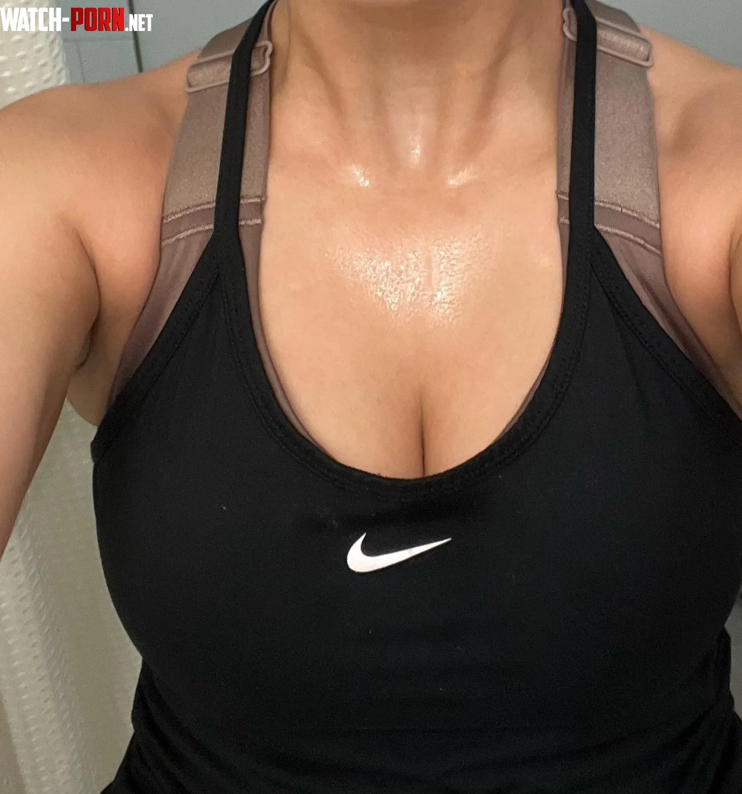 A quick post workout pic 💦 by Iris_Lovelace