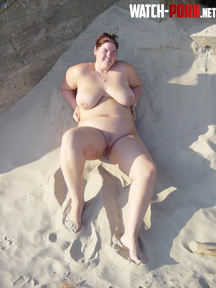 Chubby milf on beach by Green-Salary9555