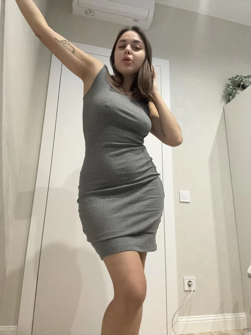 Thumbnail Braless Beauty: A Day without Bras by Berryalynosha