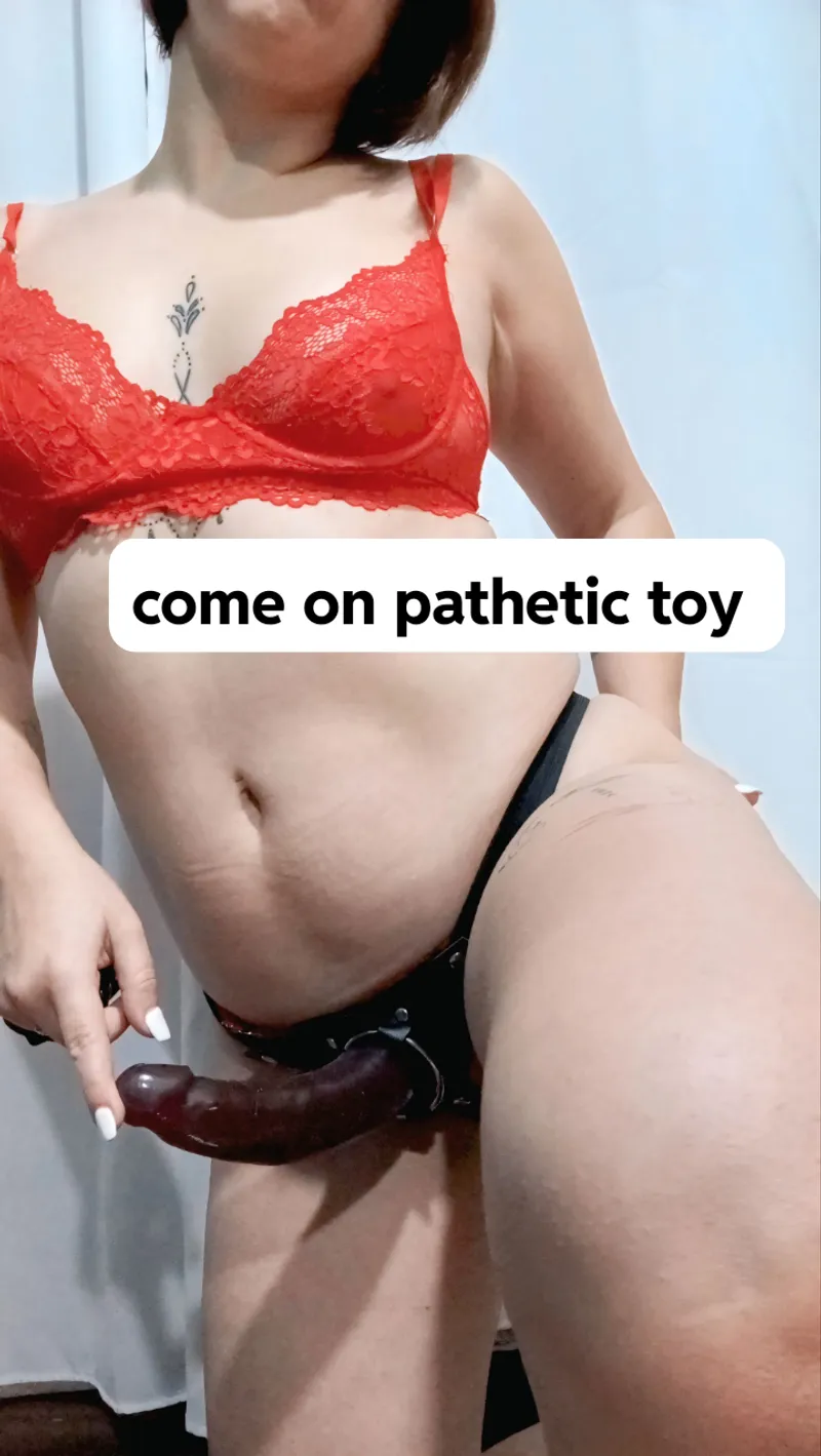 Thumbnail giomartinezzz's Command: Surrender to Strapon Fulfillment