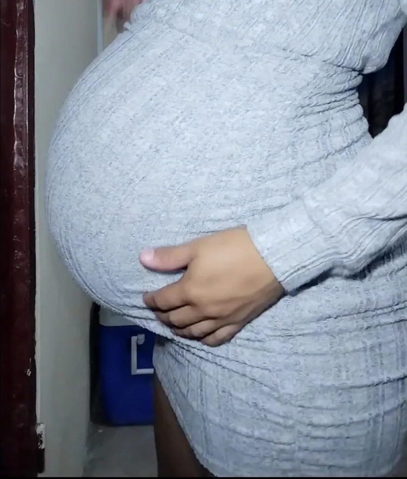 Thumbnail akmv1312 Stylishly Showcases Pregnant Belly in PregnantPorn Tale