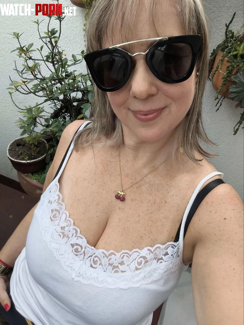 Grandma's Cleavage by Sarah_Diaz