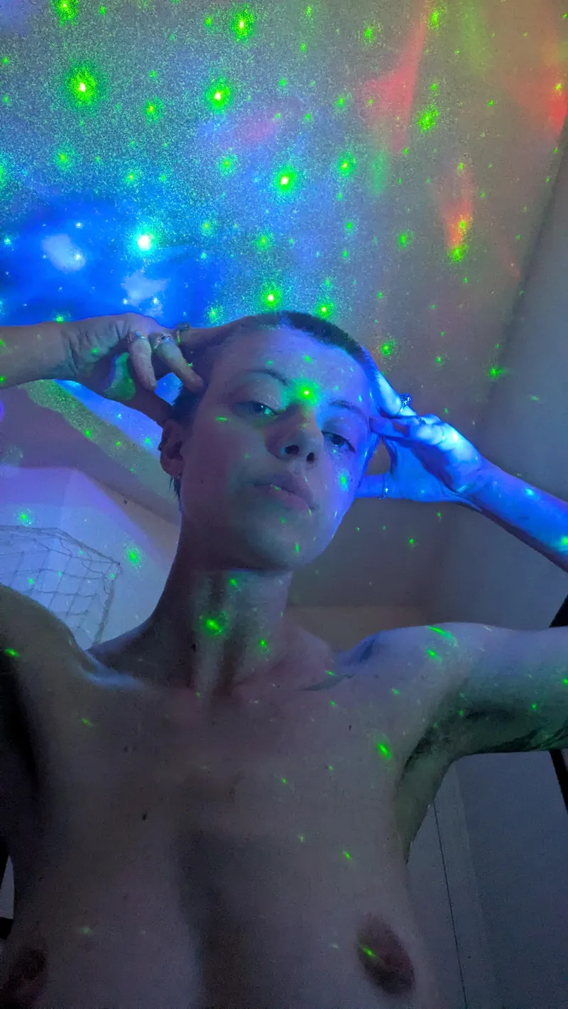 Thumbnail babytayebae: Longing for More in Dykes Gone Wild