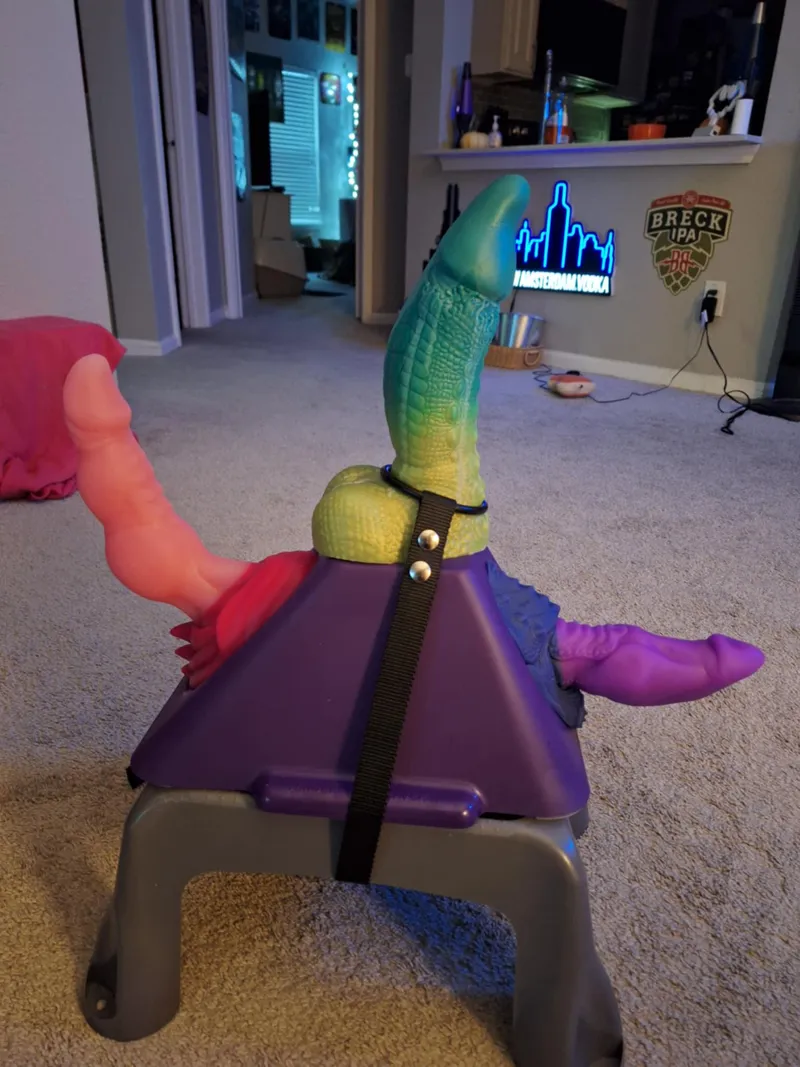 Thumbnail Angelic Centerfold: Celebrating Curvy Beauty | lillie0071