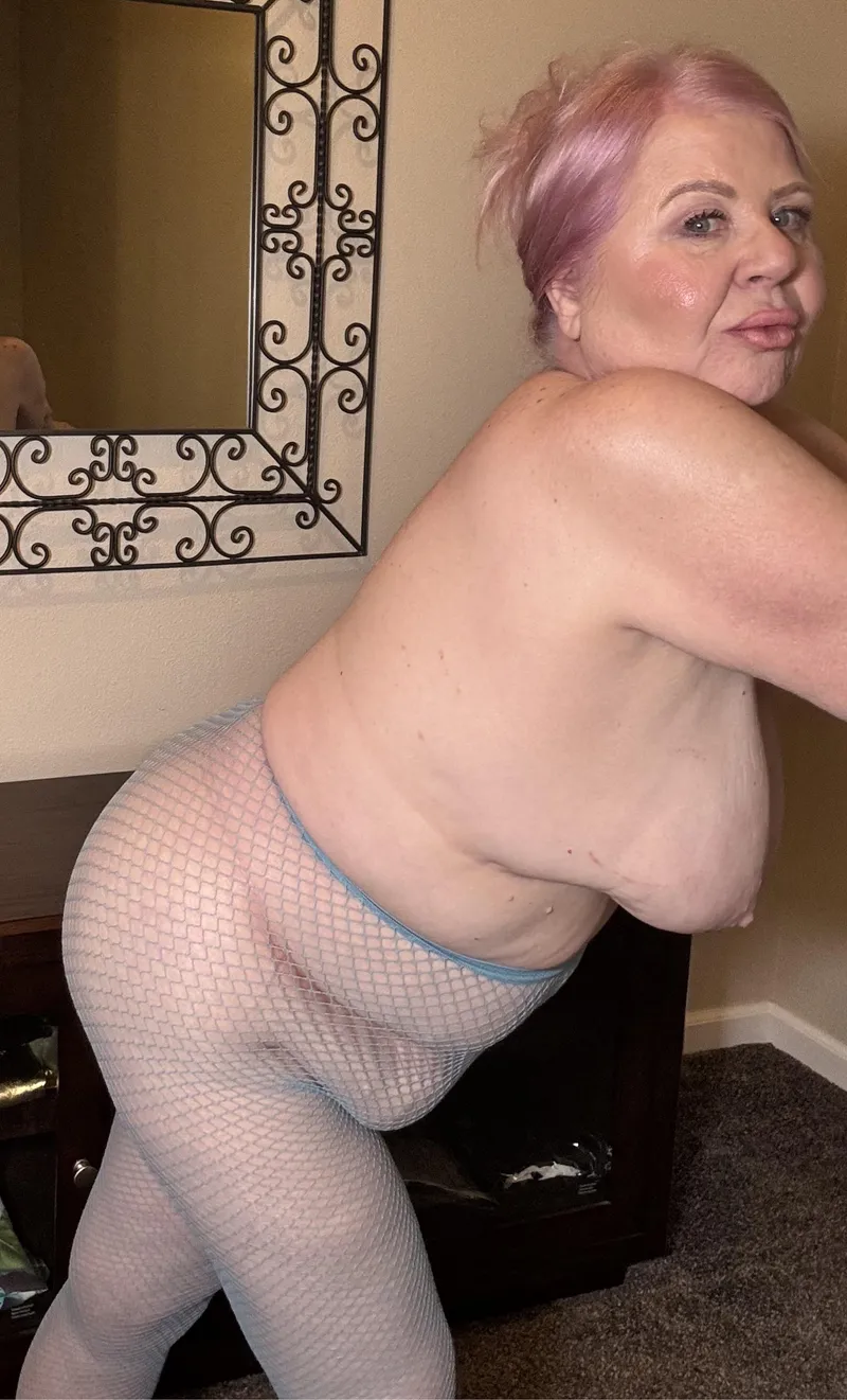 Thumbnail Indulging in Mature Desires: A Delectable Experience by EurogirlinOR