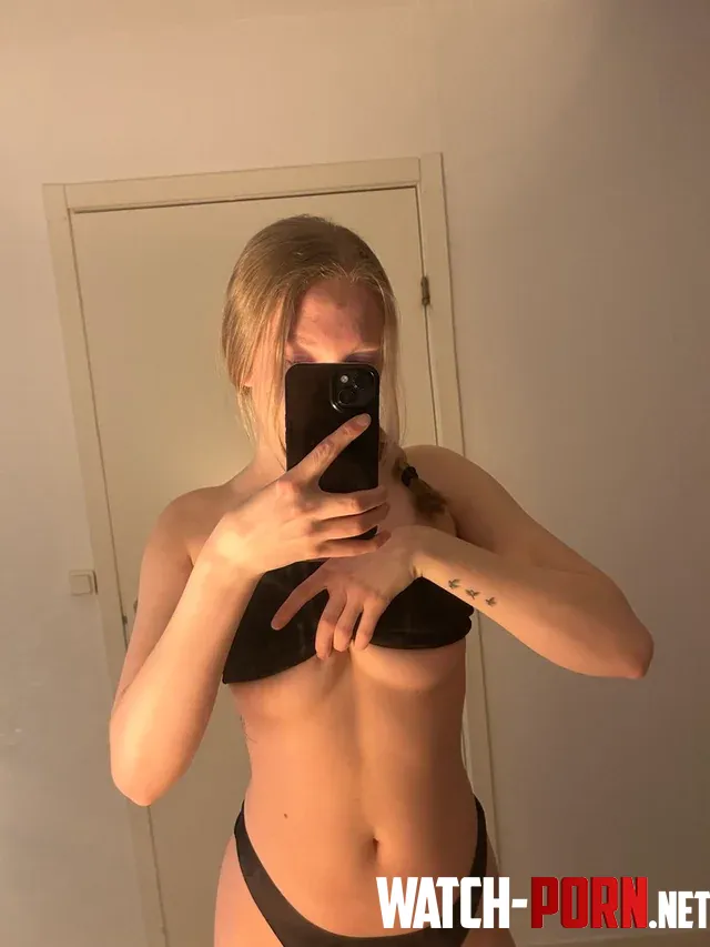 Jag är kåt är inte du?🥰❤️ by Brave-Truck5524