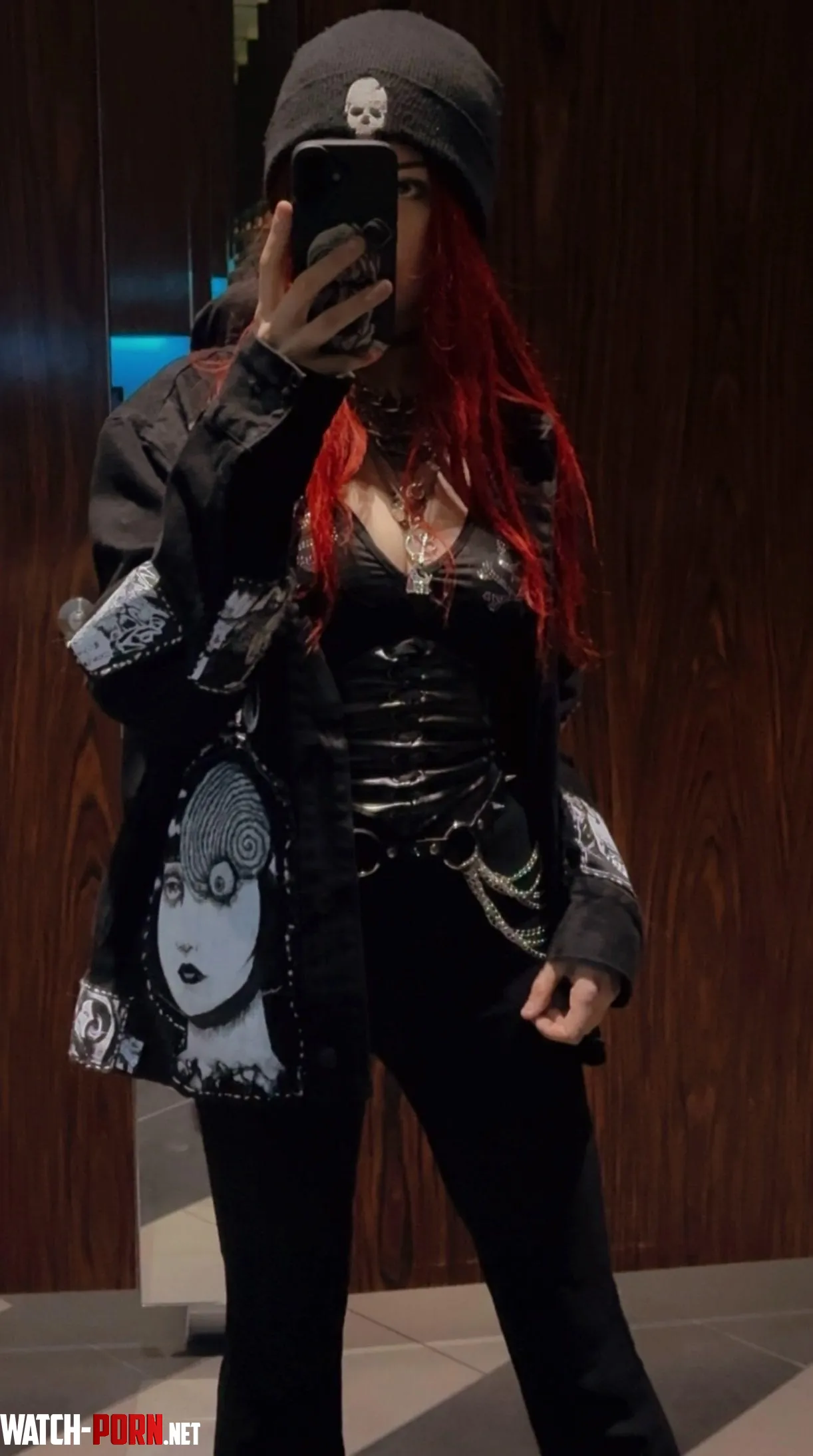 Whimper for your wicked little goth by LivingDeadGothh