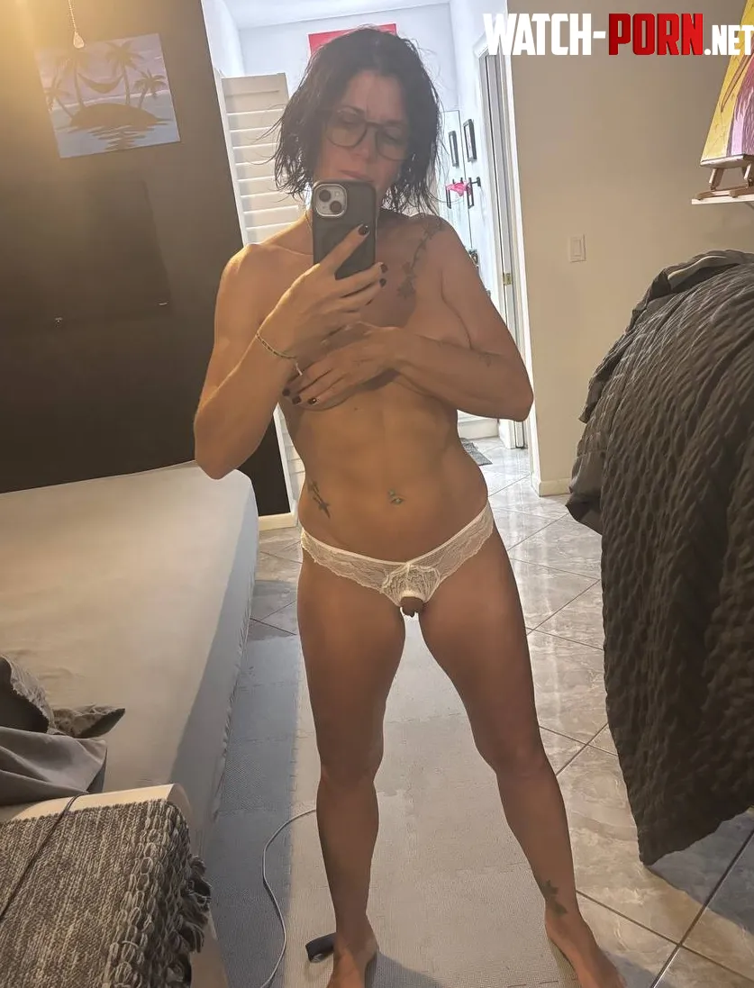 Does your wife send you pics like this? by realsexxyladdyy