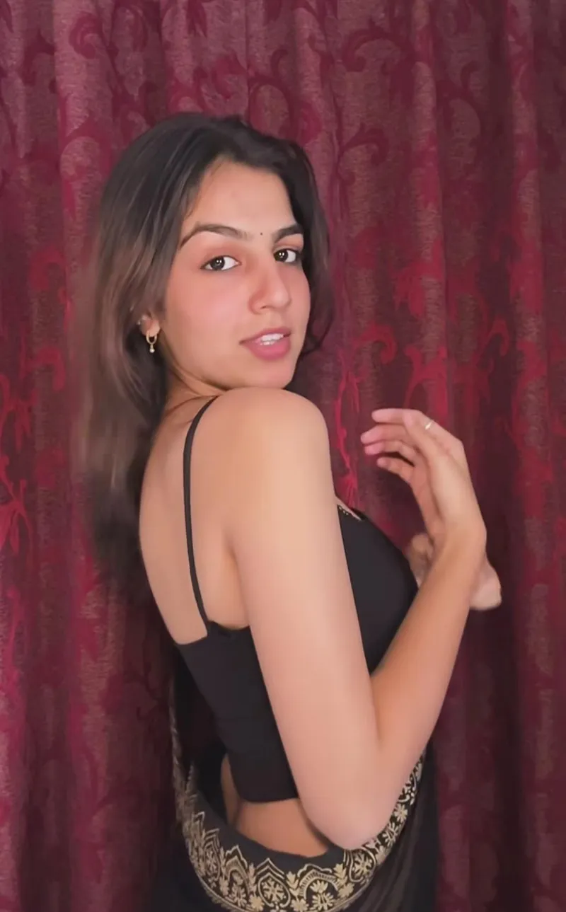 Thumbnail Discover @akshataaa.c's Captivating Charm on InstagramHotties